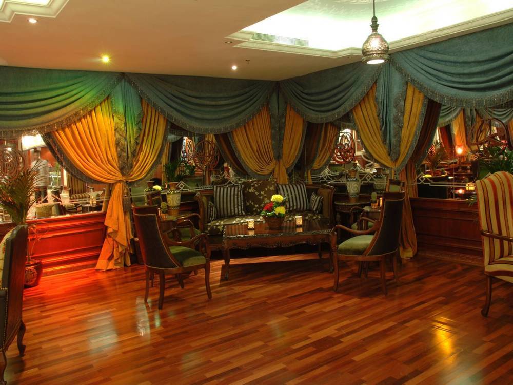 阿尔硕哈达酒店 Mecca 外观 照片 The interior of the restaurant