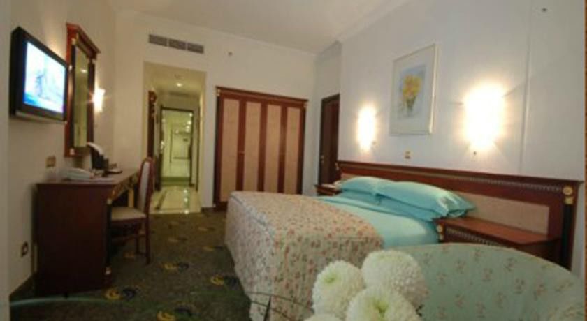 阿尔硕哈达酒店 Mecca 外观 照片 A room at the hotel